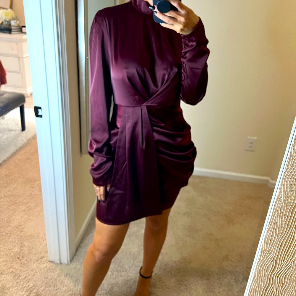 Fashion Nova Long Sleeve Dress size Medium tag attached. Burgundy/purple color